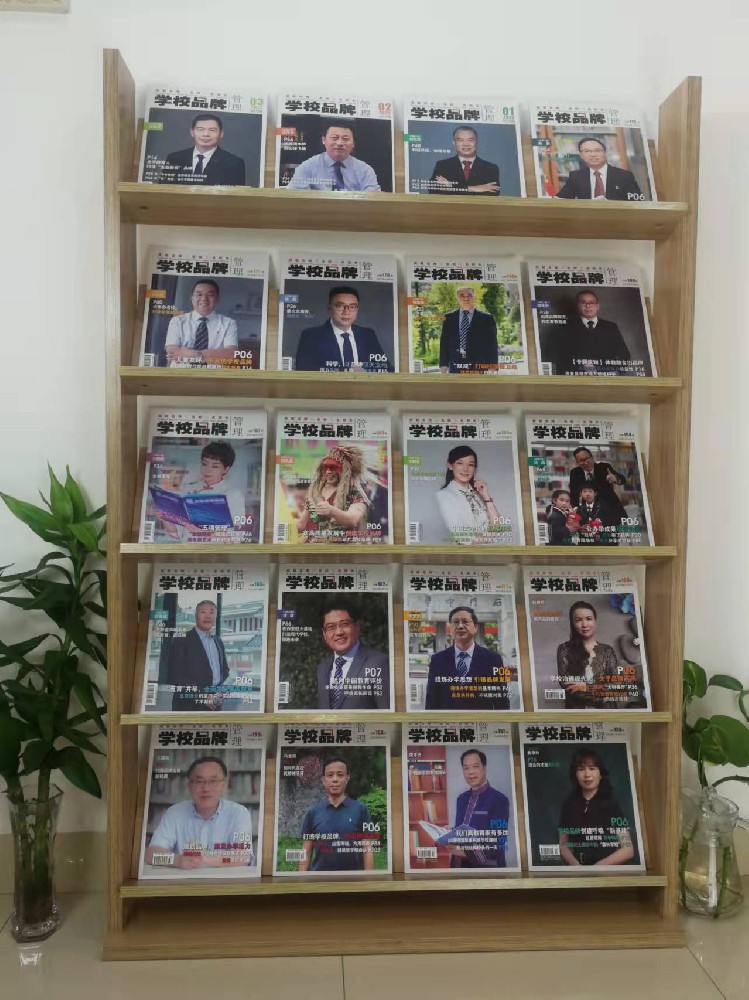 廣州印刷廠實(shí)行24小時(shí)生產(chǎn)制度，確保客戶的緊急訂單能夠及時(shí)完成